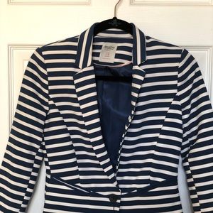 BRAND NEW striped blazer size S